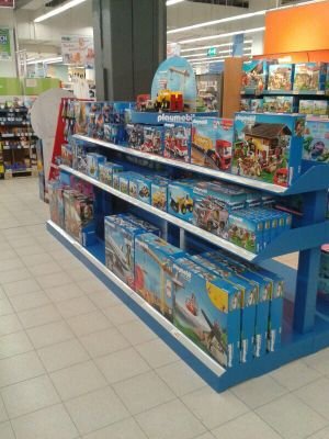 Instoreconcept: Aufbau von Playmobil.