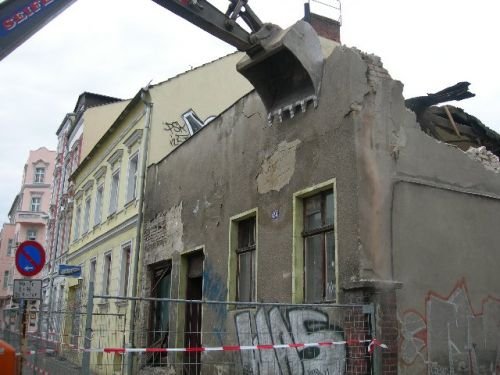 Scheiwe Erdbau / Abbruch: Abbruch Geschäftshaus  ( Cottbus )