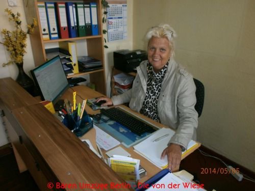 Bären Umzüge Berlin: Officemanagerin Kerstin Helms, Bären Umzüge Berlin.
