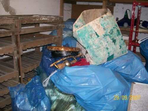 Gebaeudedienste-Charles: R&auml;umung einer Messiwohnung