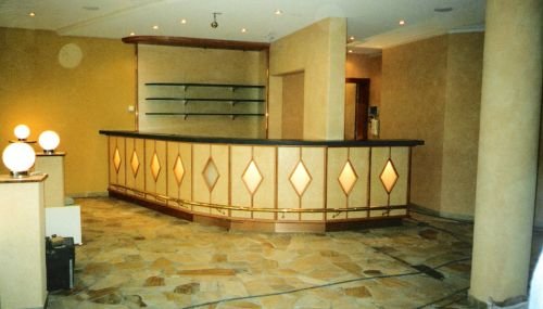 Tischlerei Loos: Saunabar im Kurmittelhaus in Bad-Schandau