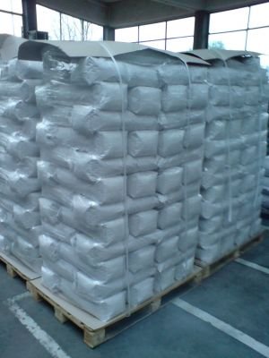 Naturfüllstoffe Giengen GmbH: Palette mit 75 Sack Kirschsteinen (Sack á 10 kg)