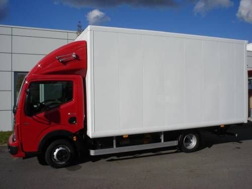 UNIVERSAL TRANSPORT: UNIVERSAL TRANSPORT 
      1020 WIEN 
auftrag_at@rocketmail.com 
        06765420048