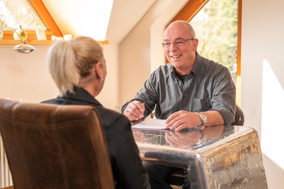 Hypnose Bremen - Hypnoseinstitut Ewald Pipper: Projektreferenz