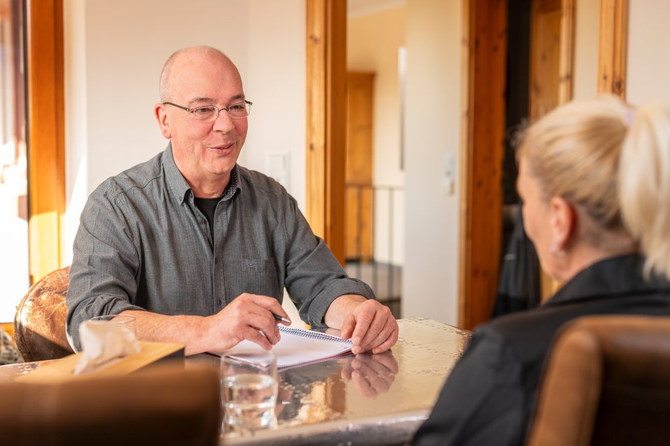 Hypnose Bremen - Hypnoseinstitut Ewald Pipper: Projektreferenz