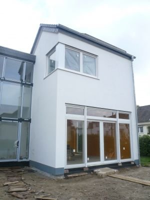 ARCHITEKT + ENERGIEBERATER: Erweiterungsbau auf Niedrighausenergiestandart in Ratingen