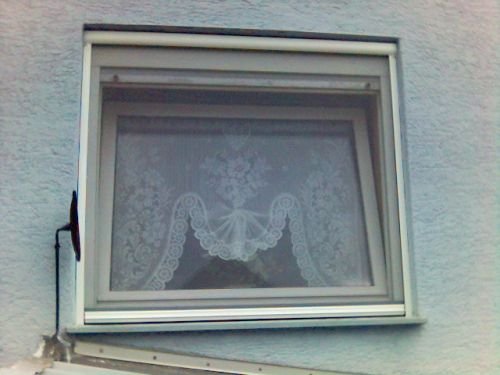 TW-Montageservice: Insektenschutzrollo