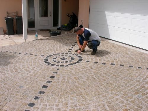 Vobelt: Pflasterarbeiten aller art