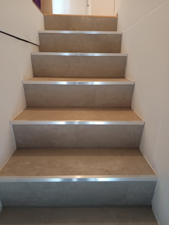 MHS-Bau-Montage: Treppen Sanierung