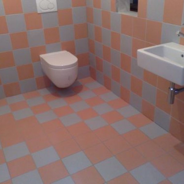 Fliesenverlegung Schug: Gäste WC