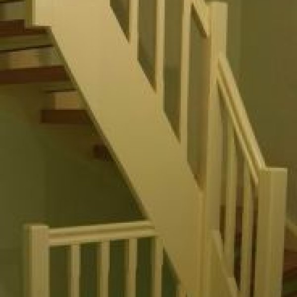 MM-Raumdesign, Handwerk & Dienstleistungen: Lackierung Treppe