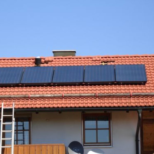 Christian Proschek: Solaranlage BV Germaringen 2006