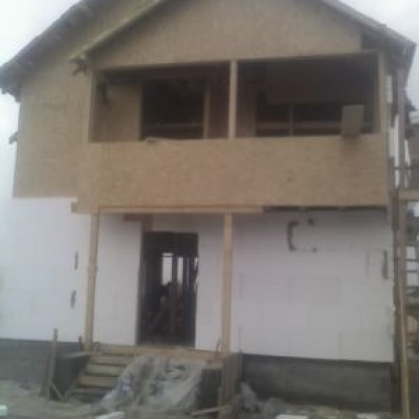 steger: holzhaus amerikanisches stiil in Bukarest oct 2...