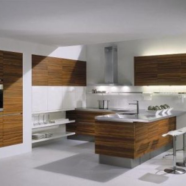 Küchenarchitektur Müller: Fronten grifflos Kunststoff Teak gl&auml;nzend, Ma...