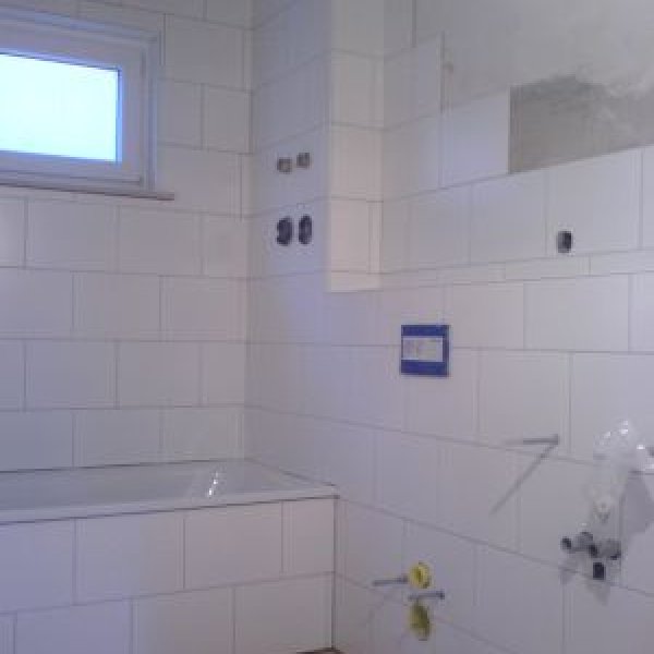 MM-Fliesen  Fliesen,-Platten,-Mosaikverlegung: 