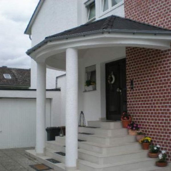 Planung,Bratung,Bauleitung  Ghadiani: Einbau  von Gauben sowie  Wintergarten und Wind...