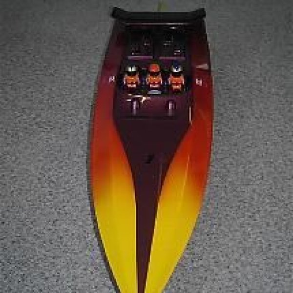 rayas Inh. M.-A. Feja: RC-Boot-Lackierung
