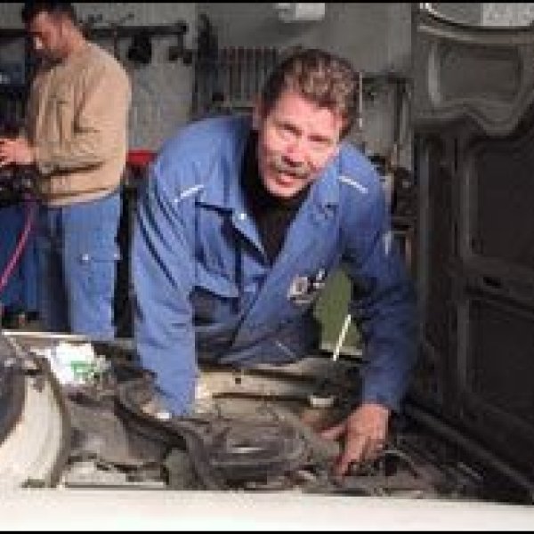 Panke KFZ, Werkstatt & Lackiererei GmbH: Unser freundliches und qualifiziertes Personal k&o...