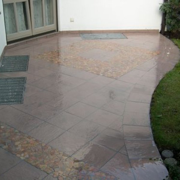 Frank Vierling Elektrotechnik - Montageservice: Terrasse fliesen