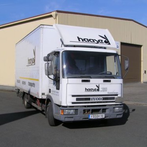 Haase Computer Express Transporte e.K.: IVECO

Europalettenstellpl&auml;tze: 12
Nutz...