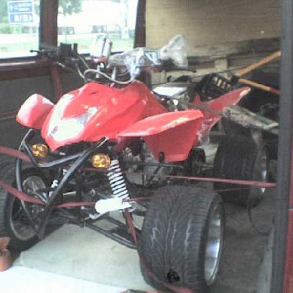PS-Kleintransporte - Eiltransporte, Direkttransporte u. Möbeltransporte: Quadtransport innerhalb Deutschland