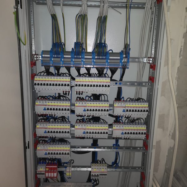 HT Network GmbH: 