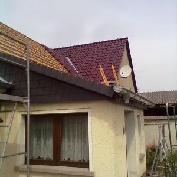 Hausmeister-& Reparaturdienst: Reparaturen am Dach